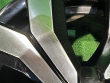 Load image into Gallery viewer, 1x Alufelge 19 Zoll 6.5&quot; 4x100 45ET 403004026R Dacia Sandero III 1 Stepway