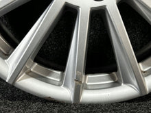 Laden Sie das Bild in den Galerie-Viewer, 1x Alufelge 17 Zoll KBA53290 Audi Rim Wheel FEL6215278200hq