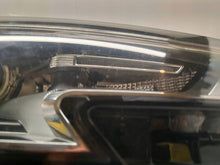Load image into Gallery viewer, Frontscheinwerfer Audi A3 8V0941006E 8V0941005E Xenon Rechts Headlight SCH6600163919aq