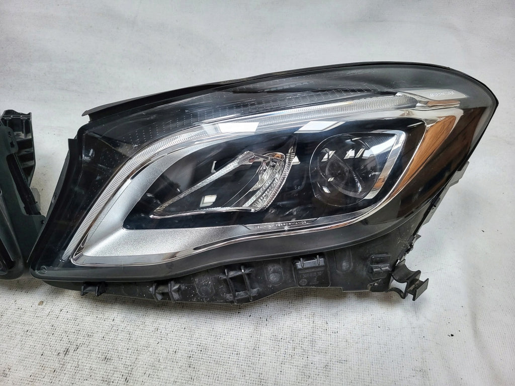 Frontscheinwerfer Mercedes-Benz Gla A1569066900 A1569067000 Full LED Ein Satz SCH3599076067wx
