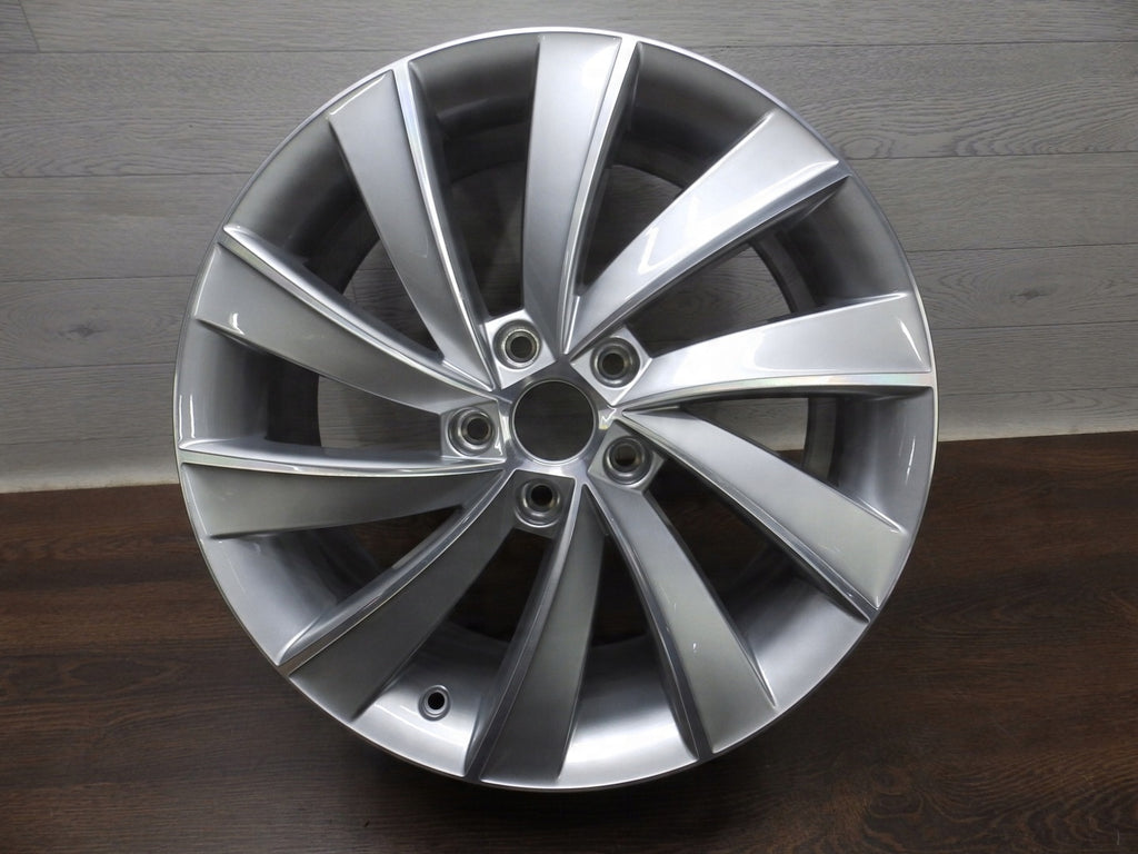 1x Alufelge 18 Zoll 7.5" 5x112 51ET 5E0601025P Skoda Octavia Iii Rim Wheel