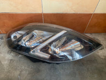 Laden Sie das Bild in den Galerie-Viewer, Frontscheinwerfer Opel Movano B 260107241R Rechts Scheinwerfer Headlight SCH2429209538vc