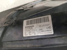 Laden Sie das Bild in den Galerie-Viewer, Frontscheinwerfer Volvo Xc70 II V70 31214348 Rechts Scheinwerfer Headlight