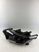 Laden Sie das Bild in den Galerie-Viewer, Frontscheinwerfer Mitsubishi Outlander I ECM921-22E10 S18A2IF1239 Links SCH1487499589kx