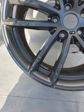 Laden Sie das Bild in den Galerie-Viewer, 1x Alufelge 18 Zoll 9.0&quot; 5x112 44ET Glanz 8093916 BMW 5 G31 G30 Rim Wheel