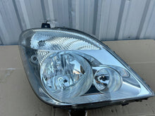 Laden Sie das Bild in den Galerie-Viewer, Frontscheinwerfer Mercedes-Benz Sprinter A9068200461 Rechts Headlight SCH7620945415ph