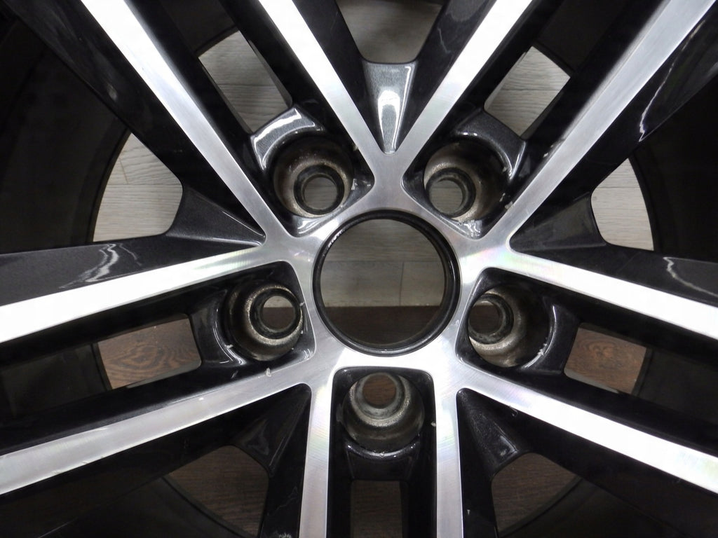 1x Alufelge 17 Zoll 7.0" 5x100 46ET 5JA601025D Skoda Fabia Iii Rim Wheel