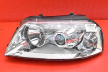 Load image into Gallery viewer, Frontscheinwerfer Seat Alhambra 7M3941017 Xenon Ein Stück (Rechts oder Links)