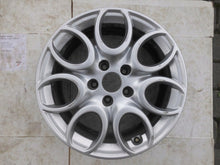 Load image into Gallery viewer, 1x Alufelge 16 Zoll 7.0" 5x98 41ET Silber Alfa Romeo Giulietta Rim Wheel FEL9569905990ln