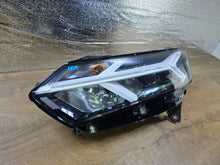 Laden Sie das Bild in den Galerie-Viewer, Frontscheinwerfer Dacia Sandero III Logan Jogger 260601750R Links Headlight SCH1124333783ke