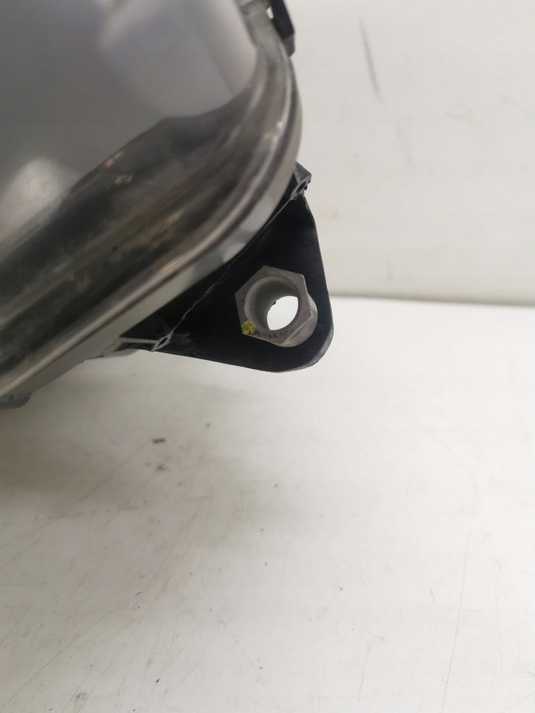 Frontscheinwerfer VW Amarok Rechts Scheinwerfer Headlight SCH8855656675zn