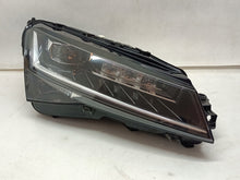 Load image into Gallery viewer, Frontscheinwerfer Skoda Superb 3V1941016D LED Rechts Scheinwerfer Headlight SCH9864314765et