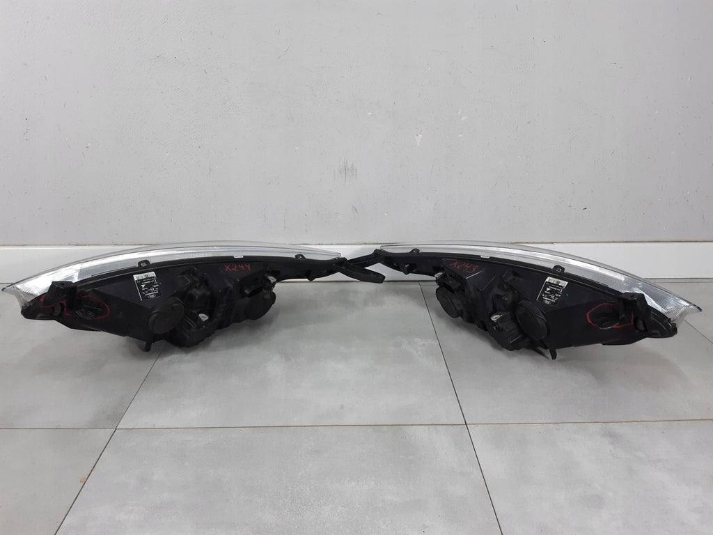 Frontscheinwerfer Ford B-Max AV11-13W030-CG V11-13W029-CG Rechts oder Links SCH2075991693ez