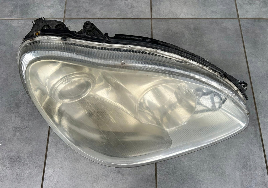 Frontscheinwerfer Mercedes-Benz W220 A2208202461 Rechts Scheinwerfer Headlight SCH8563348094sa