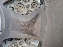 Laden Sie das Bild in den Galerie-Viewer, 1x Alufelge 16 Zoll 6.5&quot; 4x100 44ET 403009927R Renault Rim Wheel