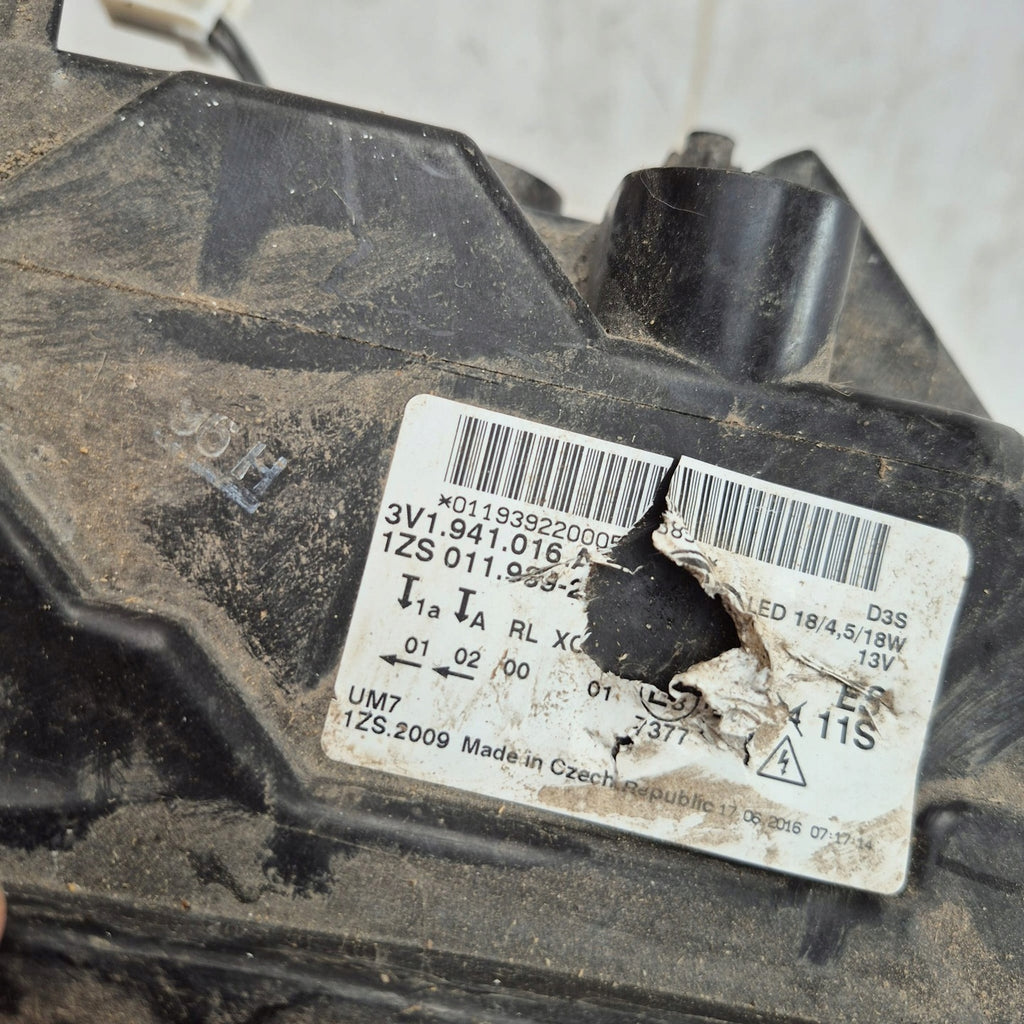 Frontscheinwerfer Skoda Superb III 3V1941016A Bi-Xenon Rechts Headlight