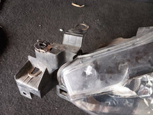 Laden Sie das Bild in den Galerie-Viewer, Frontscheinwerfer Mazda 6 I 3161148LA82 Links Scheinwerfer Headlight SCH4877235094pm