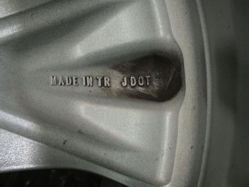 1x Alufelge 17 Zoll 7.0" 5x114.3 39ET Glanz Graphit PZ49M-X0670- Mg Rav