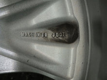 Laden Sie das Bild in den Galerie-Viewer, 1x Alufelge 17 Zoll 7.0&quot; 5x114.3 39ET Glanz Graphit PZ49M-X0670- Mg Rav