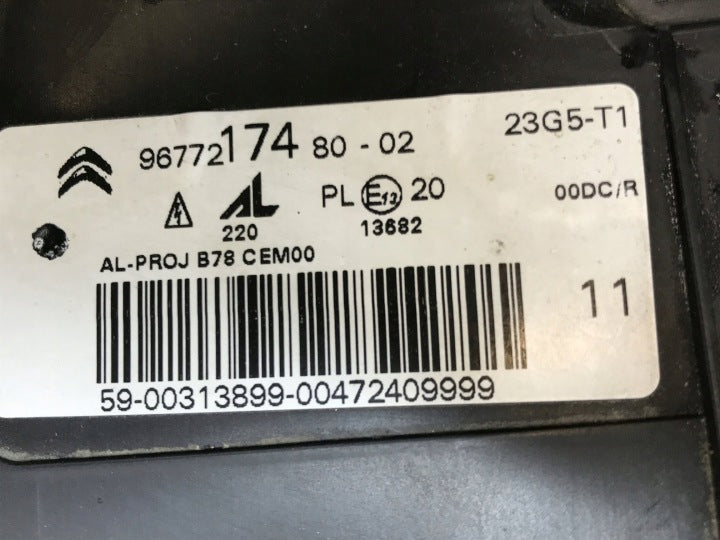 Frontscheinwerfer Citroën C4 Picasso II 9677217480 Xenon Rechts Headlight SCH4091523947vq