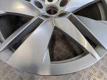 Load image into Gallery viewer, 1x Alufelge 19 Zoll 8.0" 5x112 45ET 5LA601025C Skoda Enyaq Rim Wheel FEL2011544069pc