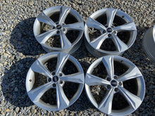 Laden Sie das Bild in den Galerie-Viewer, 4x Alufelge 19 Zoll 7.0" 5x112 34ET Glanz Silber 80A601025 Audi Rim Wheel FEL6684374244gy