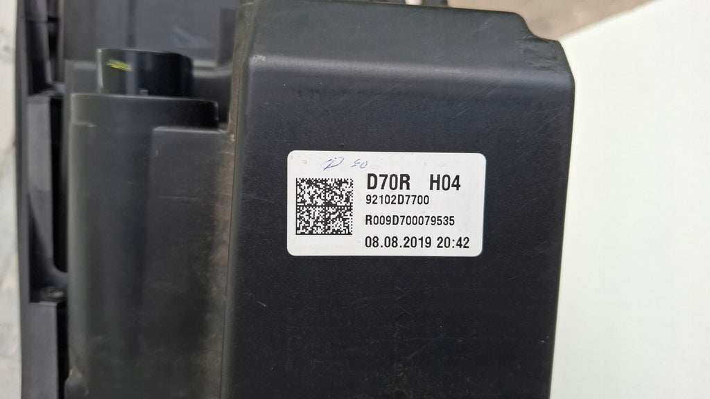 Frontscheinwerfer Hyundai Tucson 92102-D7700 Rechts Scheinwerfer Headlight SCH4642633122sd