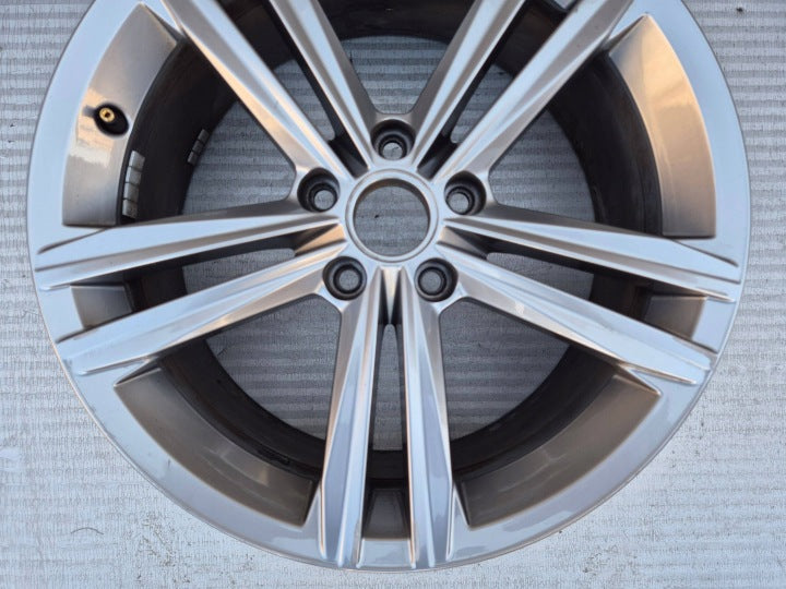 1x Alufelge 18 Zoll 5G0601025DC VW Golf Vii Rim Wheel FEL2127646298xj