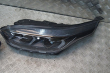 Laden Sie das Bild in den Galerie-Viewer, Frontscheinwerfer Kia Proceed 92101J7500 LED Ein Satz Scheinwerfer Headlight SCH5235484065nj
