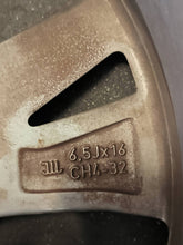 Load image into Gallery viewer, 1x Alufelge 16 Zoll 6.5" 4x108 32ET Glanz Graphit 9828185580 Peugeot I Rim Wheel FEL6932101460xu