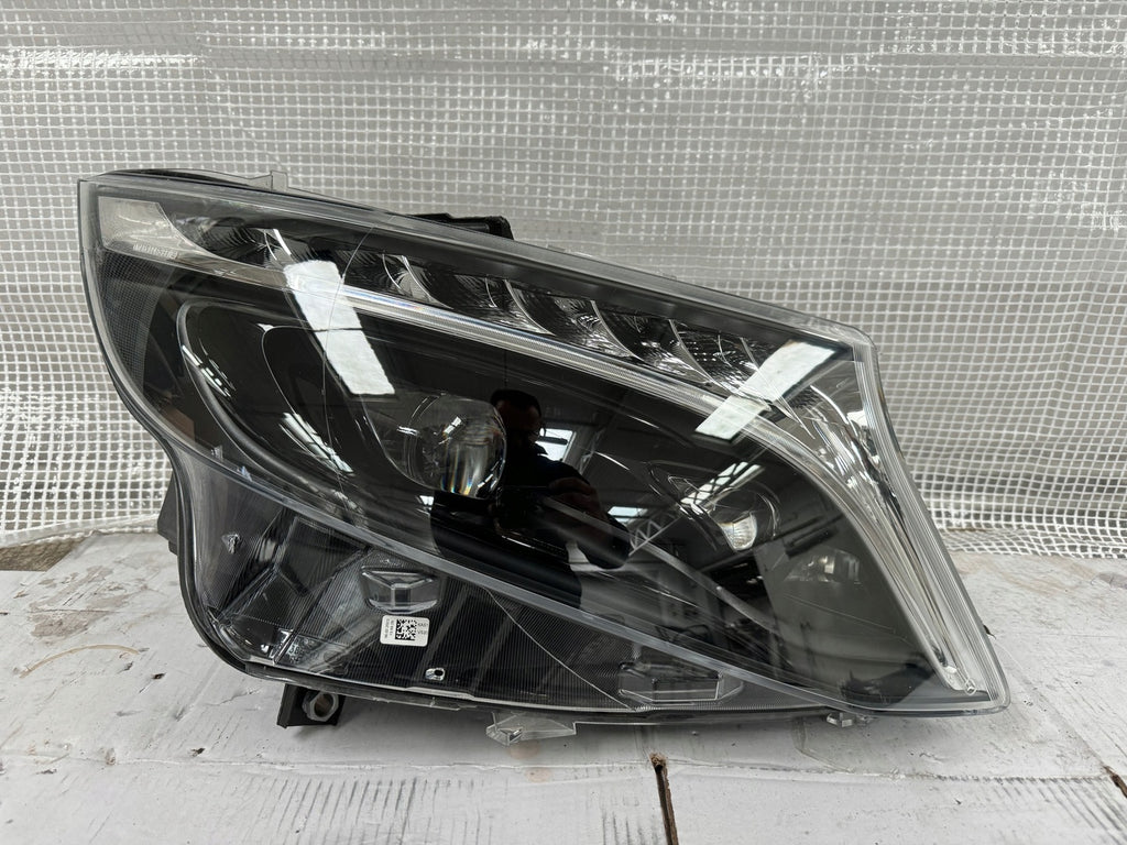 Frontscheinwerfer Mercedes-Benz Vito W447 A4479063301 Rechts Headlight
