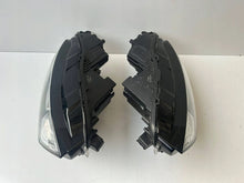 Laden Sie das Bild in den Galerie-Viewer, Frontscheinwerfer Ford Ecosport GN15-13W029-JE GN15-13W030-JE Rechts oder Links SCH4706001161bn