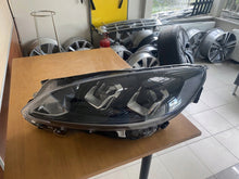 Laden Sie das Bild in den Galerie-Viewer, Frontscheinwerfer Ford Kuga LV4B-13W030-AK Links Scheinwerfer Headlight