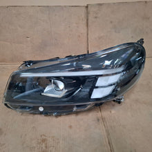 Laden Sie das Bild in den Galerie-Viewer, Frontscheinwerfer Opel Zafira Vivaro C 9847209980 Links Scheinwerfer Headlight SCH4455151839be