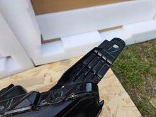 Laden Sie das Bild in den Galerie-Viewer, Frontscheinwerfer Mitsubishi L200 8301D381 LED Links Scheinwerfer Headlight