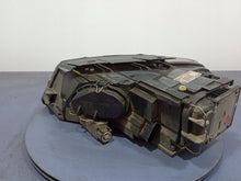 Load image into Gallery viewer, Frontscheinwerfer VW Passat 3C0941752G Rechts Scheinwerfer Headlight