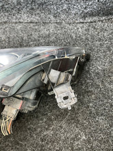 Laden Sie das Bild in den Galerie-Viewer, Frontscheinwerfer Opel Vectra C 89312279 Links Scheinwerfer Headlight SCH5208559156ol