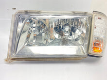 Laden Sie das Bild in den Galerie-Viewer, Frontscheinwerfer Eagle W124 30343287 Ein Satz Scheinwerfer Headlight SCH2123985672db