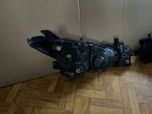 Load image into Gallery viewer, Frontscheinwerfer Mazda 3 Bm BHR151030 BHR151040 Ein Satz Scheinwerfer Headlight SCH1431884689xq
