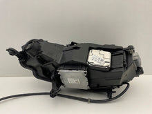 Laden Sie das Bild in den Galerie-Viewer, Frontscheinwerfer Audi A5 8W6941034E Rechts Scheinwerfer Headlight