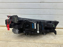 Laden Sie das Bild in den Galerie-Viewer, Frontscheinwerfer BMW IX I20 5A3CEA1-03 Laser Ein Stück (Rechts oder Links) SCH8088805579rv