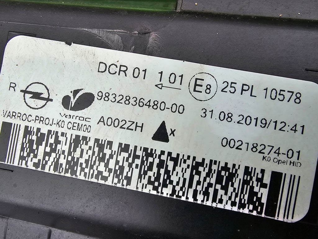 Frontscheinwerfer Opel Vivaro 00218274-01 00218275-01 Bi-Xenon Rechts oder Links SCH8035583596eo