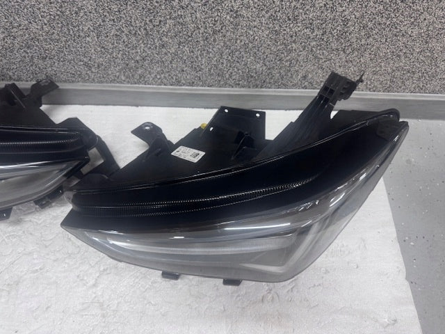 Frontscheinwerfer Cupra Born 10F941007K 10F941008K Ein Satz Headlight SCH7206546890bi