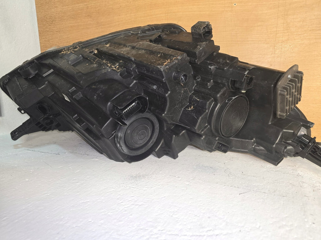 Frontscheinwerfer Ford Kuga LV4B-13E015-CA Ein Stück (Rechts oder Links) SCH8694465658hx