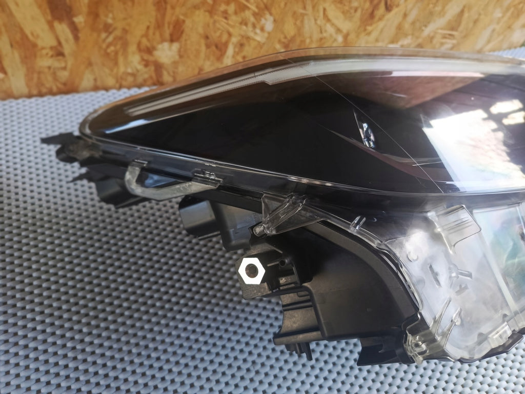 Frontscheinwerfer Toyota Yaris Cross Full LED Rechts Scheinwerfer Headlight SCH7794572208ch