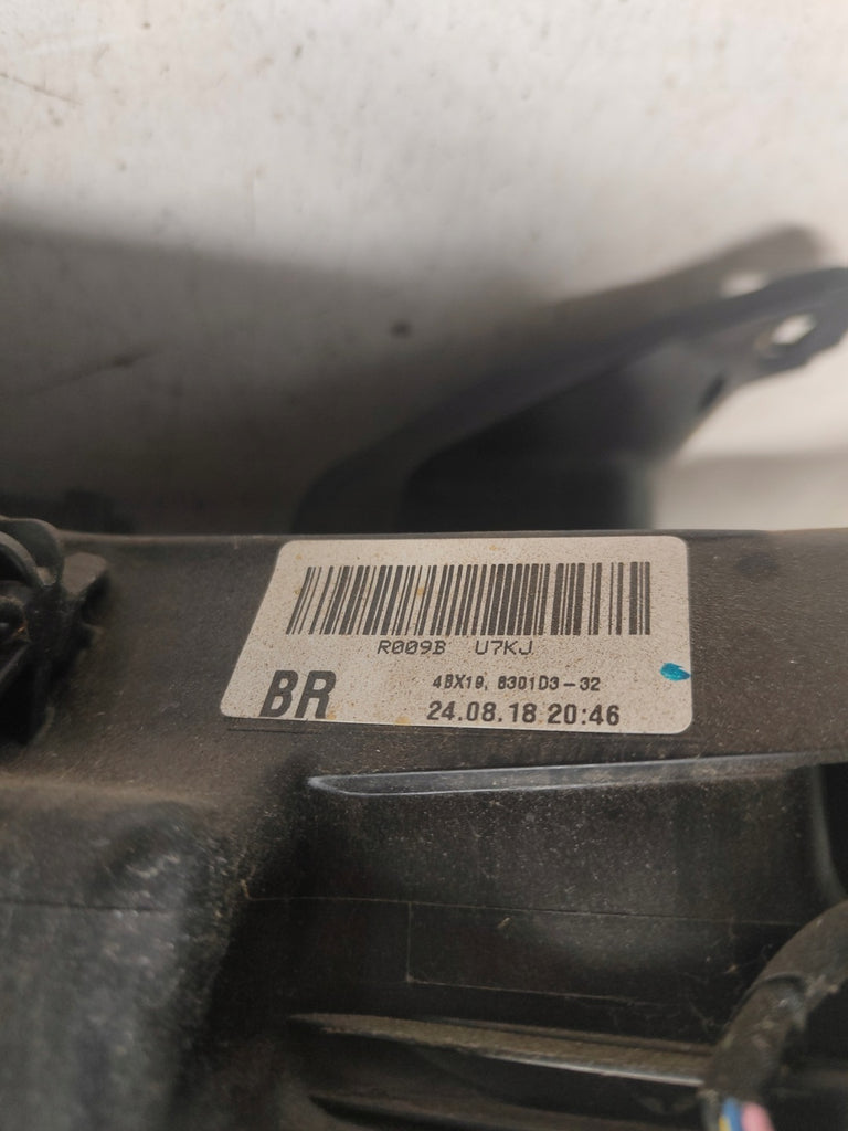 Frontscheinwerfer Mitsubishi Outlander III 8301D3-32 LED Rechts Headlight