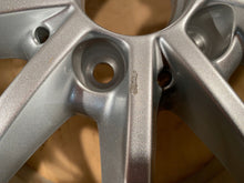 Load image into Gallery viewer, 1x Alufelge 17 Zoll 6.5" 5x112 44ET A1774010300 Mercedes-Benz W177 Rim Wheel FEL5400411484qj