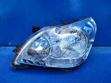 Laden Sie das Bild in den Galerie-Viewer, Frontscheinwerfer Toyota Verso 81150-0F100-00 81150-0F100 Xenon Links Headlight SCH6976454209pk