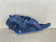 Laden Sie das Bild in den Galerie-Viewer, Frontscheinwerfer Skoda Yeti 5L1941015 Xenon Links Scheinwerfer Headlight SCH5887083514uq