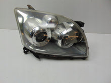 Laden Sie das Bild in den Galerie-Viewer, Frontscheinwerfer Toyota Avensis Rechts Scheinwerfer Headlight SCH8978658269yz